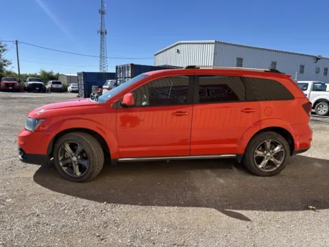 More photos of 2017 Dodge Journey Crossroad at 4M Autoplex - Industrial Blvd, TX