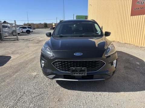 Photos of 2020 Ford Escape Titanium Hybrid for sale in Abilene, TX at 4M Autoplex - Industrial Blvd