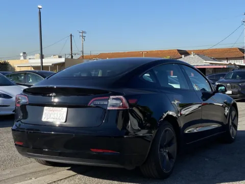 More photos of 2022 Tesla Model 3 Base* at Premium Autos - El Monte, CA