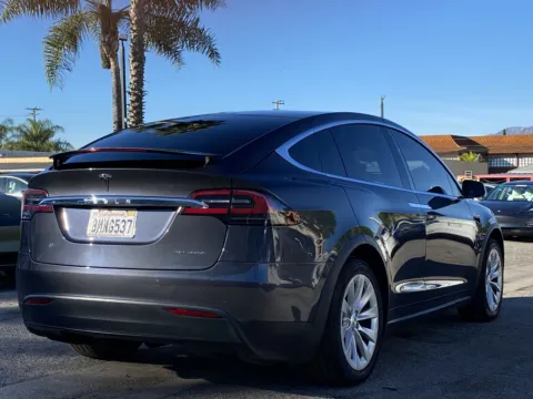 More photos of 2020 Tesla Model X Long Range* at Premium Autos - El Monte, CA