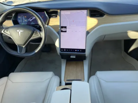 More photos of 2018 Tesla Model S 100D* at Premium Autos - El Monte, CA