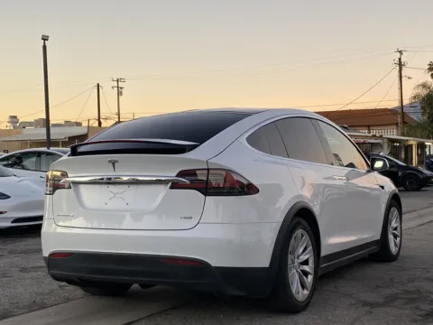 More photos of 2017 Tesla Model X 75D at Premium Autos - El Monte, CA