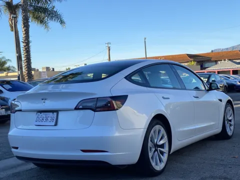 More photos of 2022 Tesla Model 3 Base* at Premium Autos - El Monte, CA