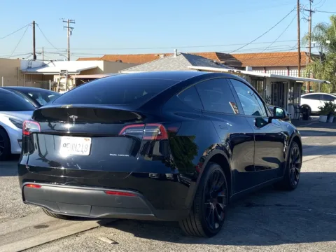 More photos of 2023 Tesla Model Y Long Range at Premium Autos - El Monte, CA