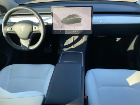 More photos of 2023 Tesla Model Y Long Range at Premium Autos - El Monte, CA