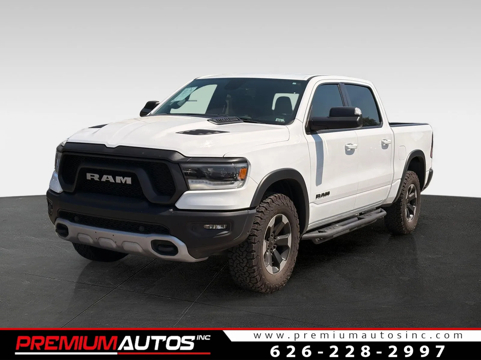2019 RAM 1500 Rebel 4x4 Crew Cab 5'7's photo