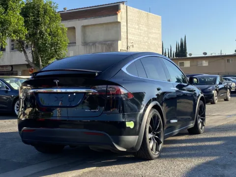 More photos of 2019 Tesla Model X at Premium Autos - El Monte, CA