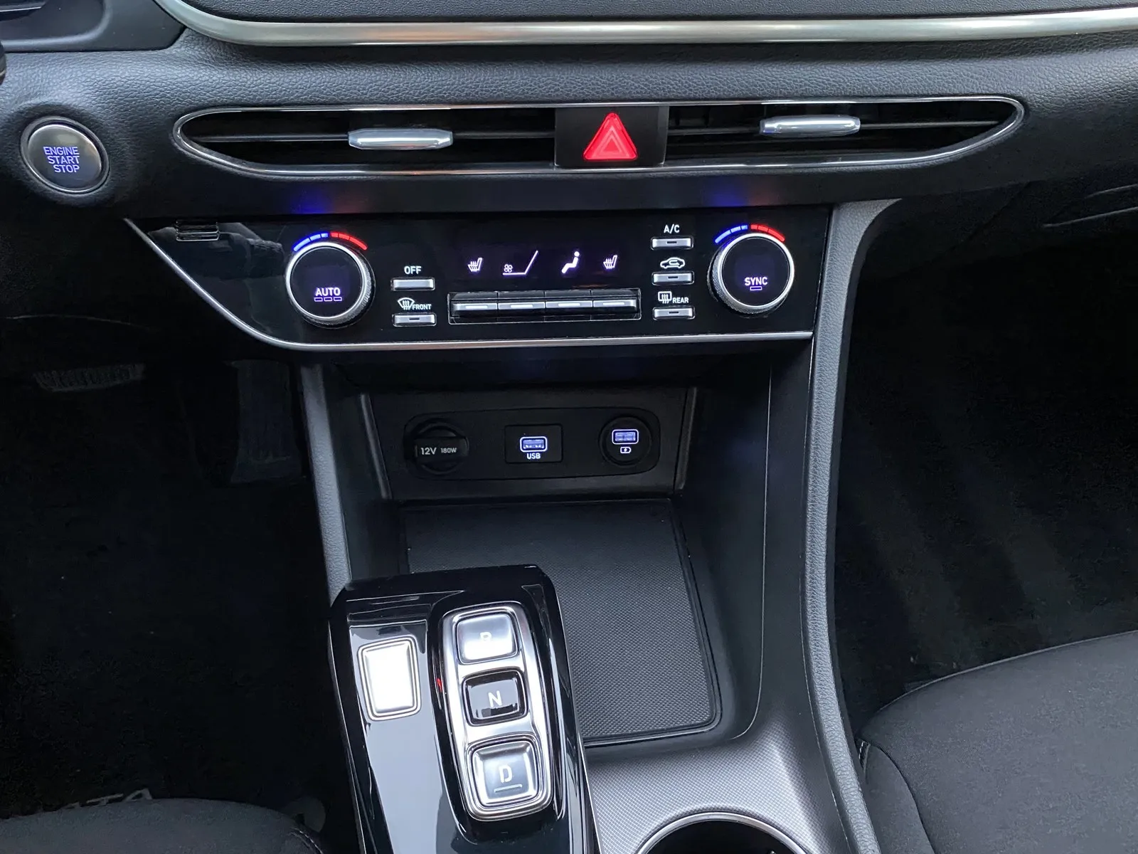 Hyundai Sonata photo 16