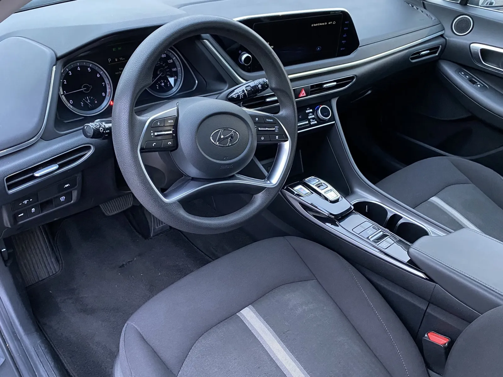 Hyundai Sonata photo 11