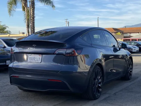 More photos of 2022 Tesla Model Y Performance at Premium Autos - El Monte, CA