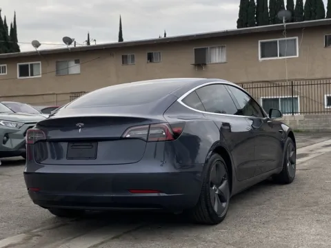More photos of 2019 Tesla Model 3 Standard Range Plus at Premium Autos - El Monte, CA