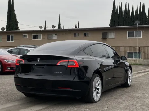 More photos of 2022 Tesla Model 3 Long Range at Premium Autos - El Monte, CA
