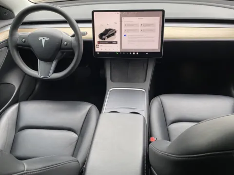 More photos of 2022 Tesla Model 3 Long Range at Premium Autos - El Monte, CA
