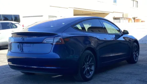 More photos of 2018 Tesla Model 3 Long Range at Premium Autos - El Monte, CA