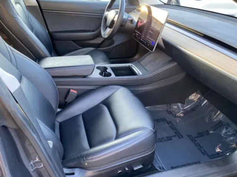 More photos of 2021 Tesla Model 3 Long Range at Premium Autos - El Monte, CA