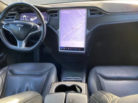 More photos of 2016 Tesla Model S 75 at Premium Autos - El Monte, CA