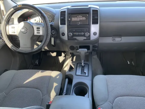 More photos of 2016 Nissan Frontier SV V6 at Premium Autos - El Monte, CA