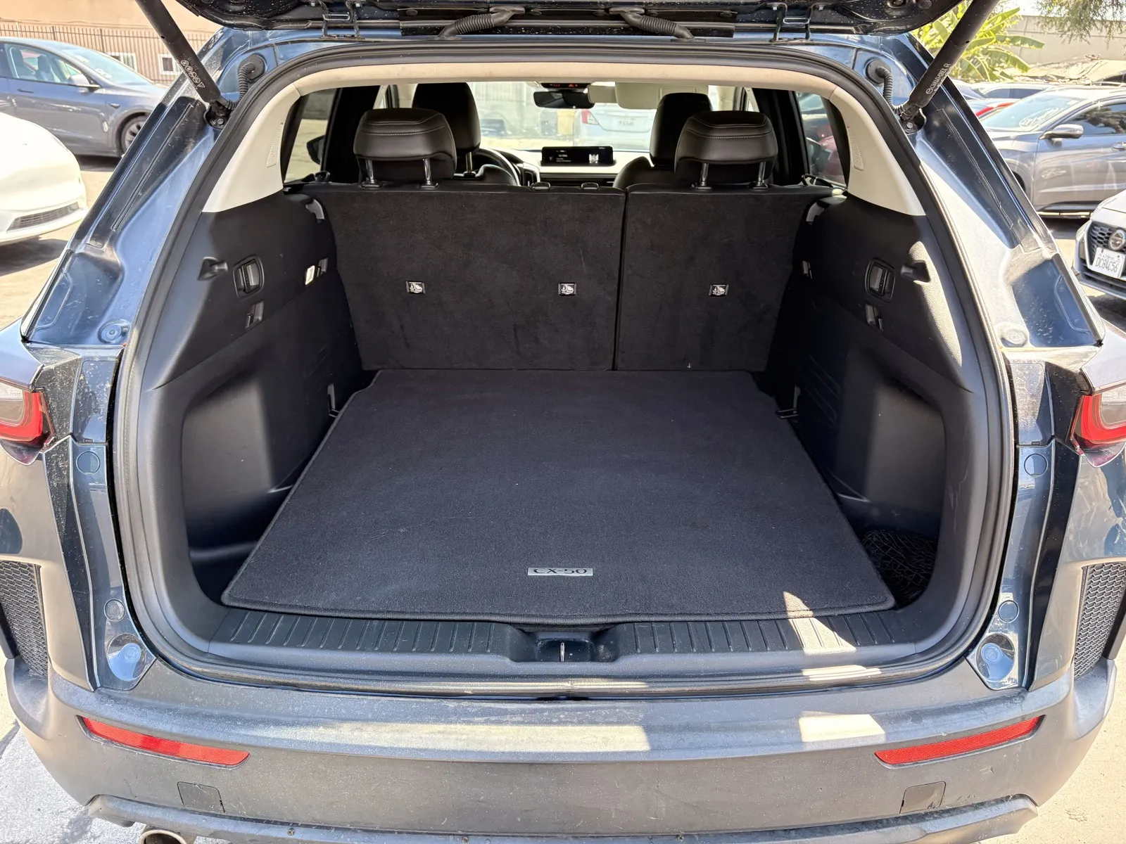 Mazda CX-50 photo 8