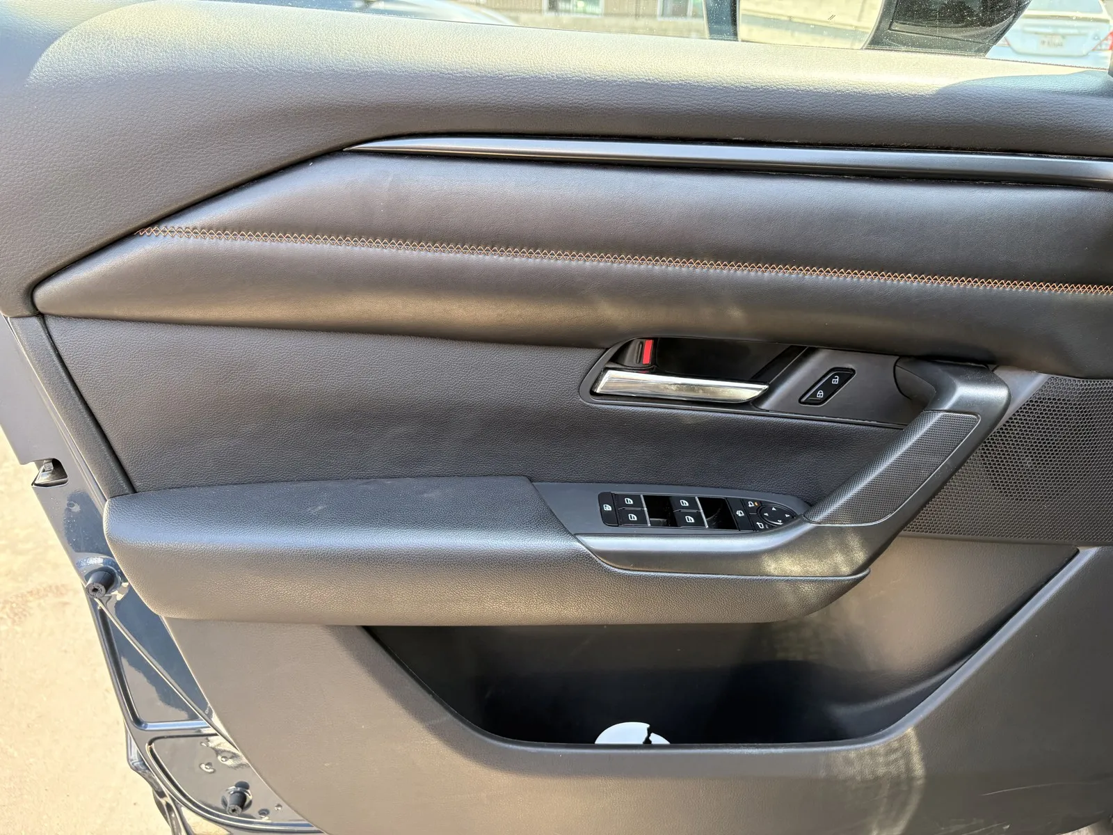 Mazda CX-50 photo 12