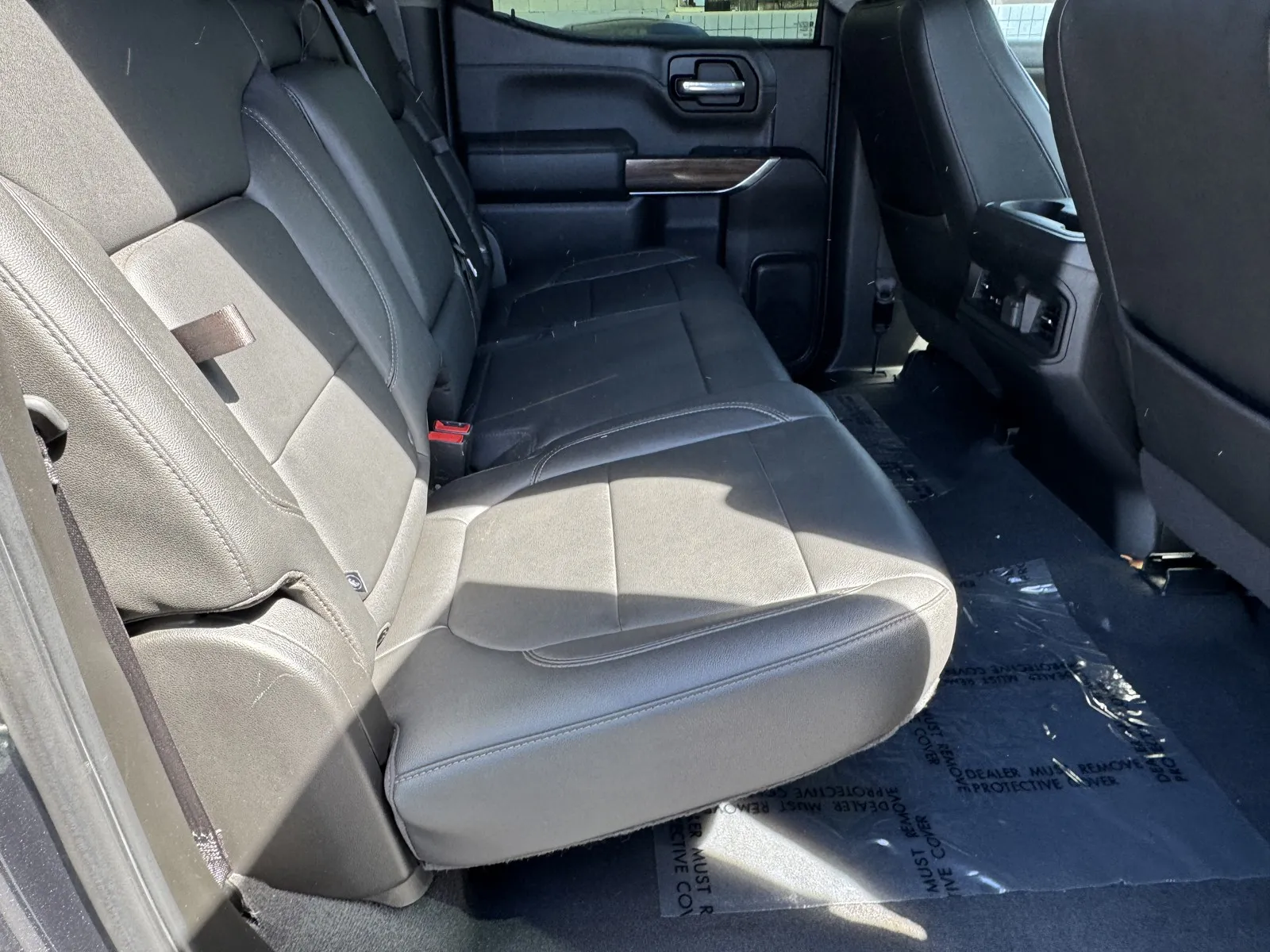 Chevrolet Silverado photo 9