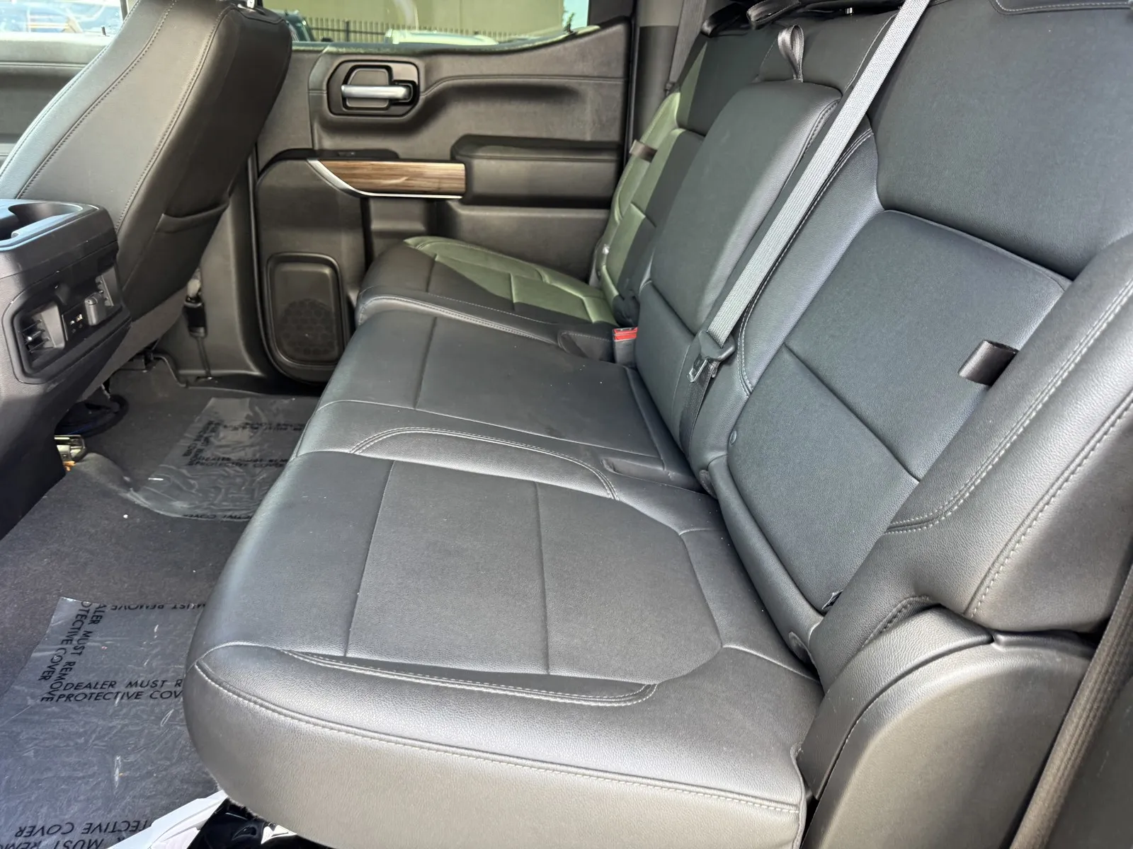 Chevrolet Silverado photo 14