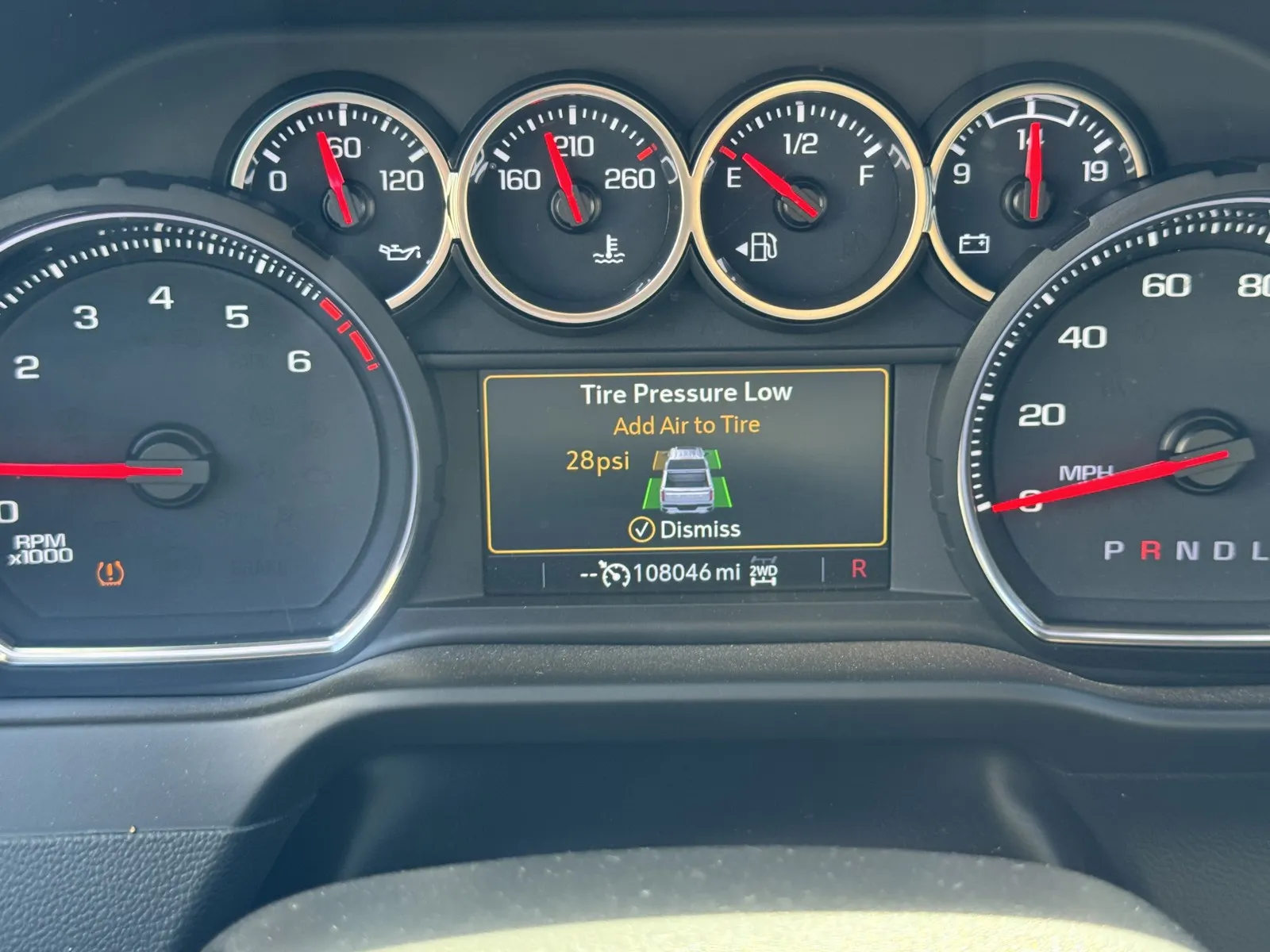 Chevrolet Silverado photo 26