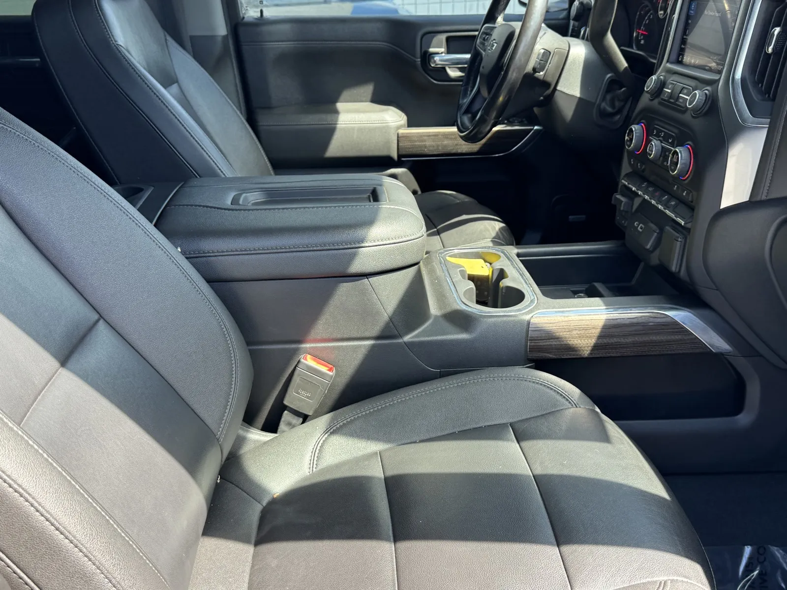 Chevrolet Silverado photo 6