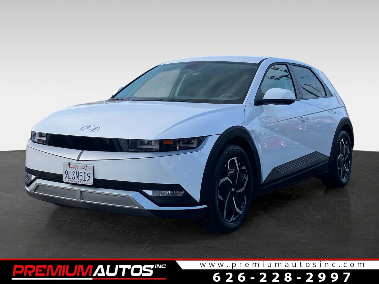 White 2024 Hyundai IONIQ 5 SE for sale in South El Monte, CA