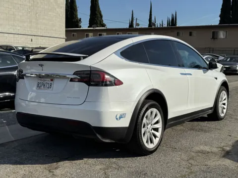 More photos of 2020 Tesla Model X Long Range Plus at Premium Autos - El Monte, CA