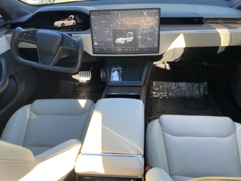 More photos of 2022 Tesla Model S at Premium Autos - El Monte, CA