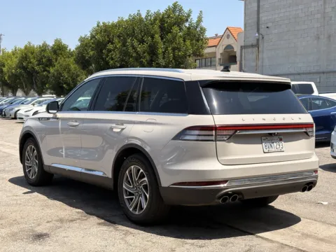 Photos of 2021 Lincoln Aviator Standard for sale in South El Monte, CA at Premium Autos - El Monte