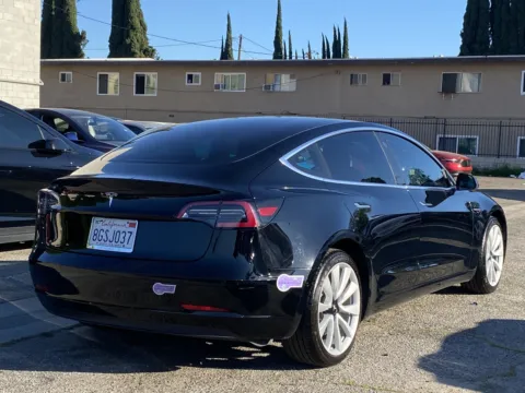 More photos of 2018 Tesla Model 3 Long Range at Premium Autos - El Monte, CA