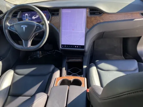 More photos of 2020 Tesla Model S Long Range Plus at Premium Autos - El Monte, CA