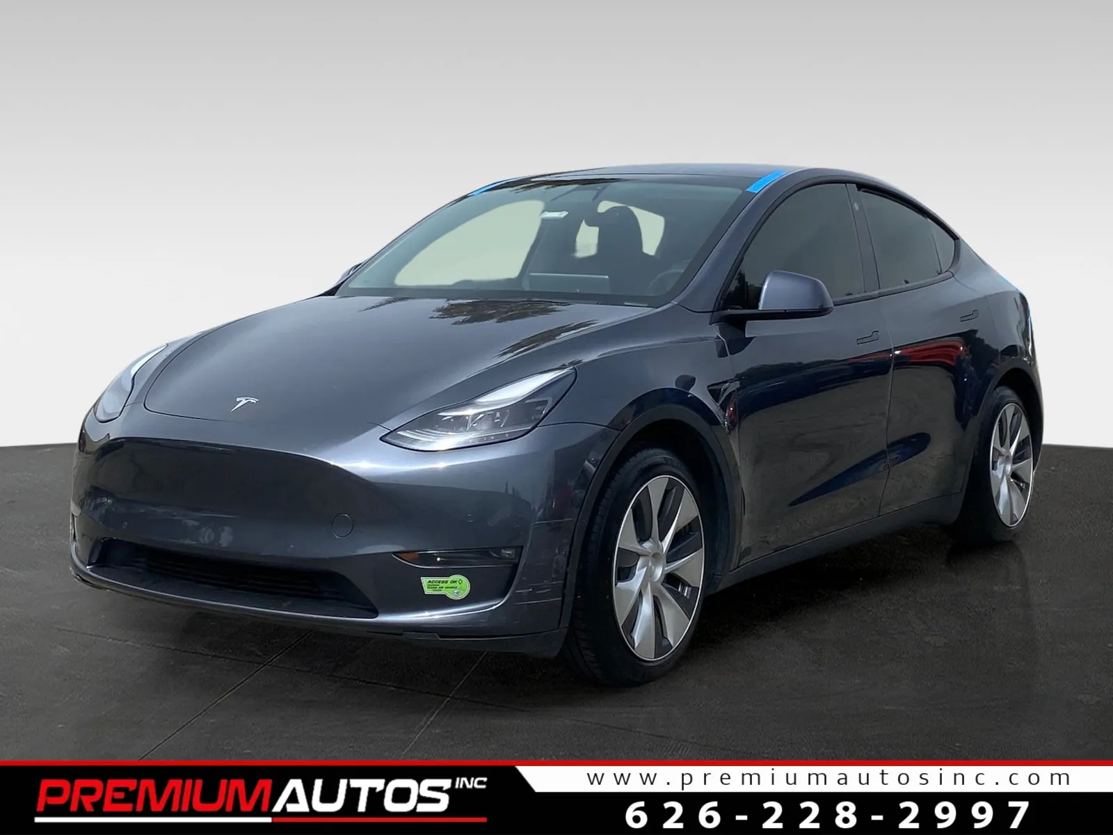 2022 Tesla Model Y Long Range Dual Motor All-Wheel Drive's photo