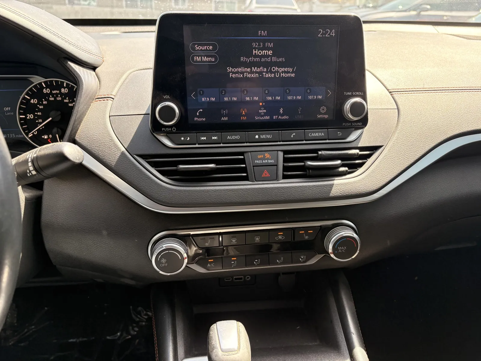 Nissan Altima photo 14