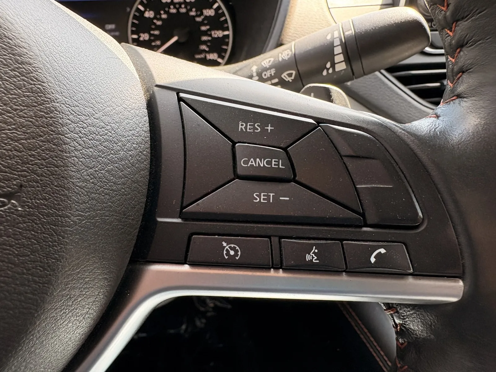 Nissan Altima photo 18