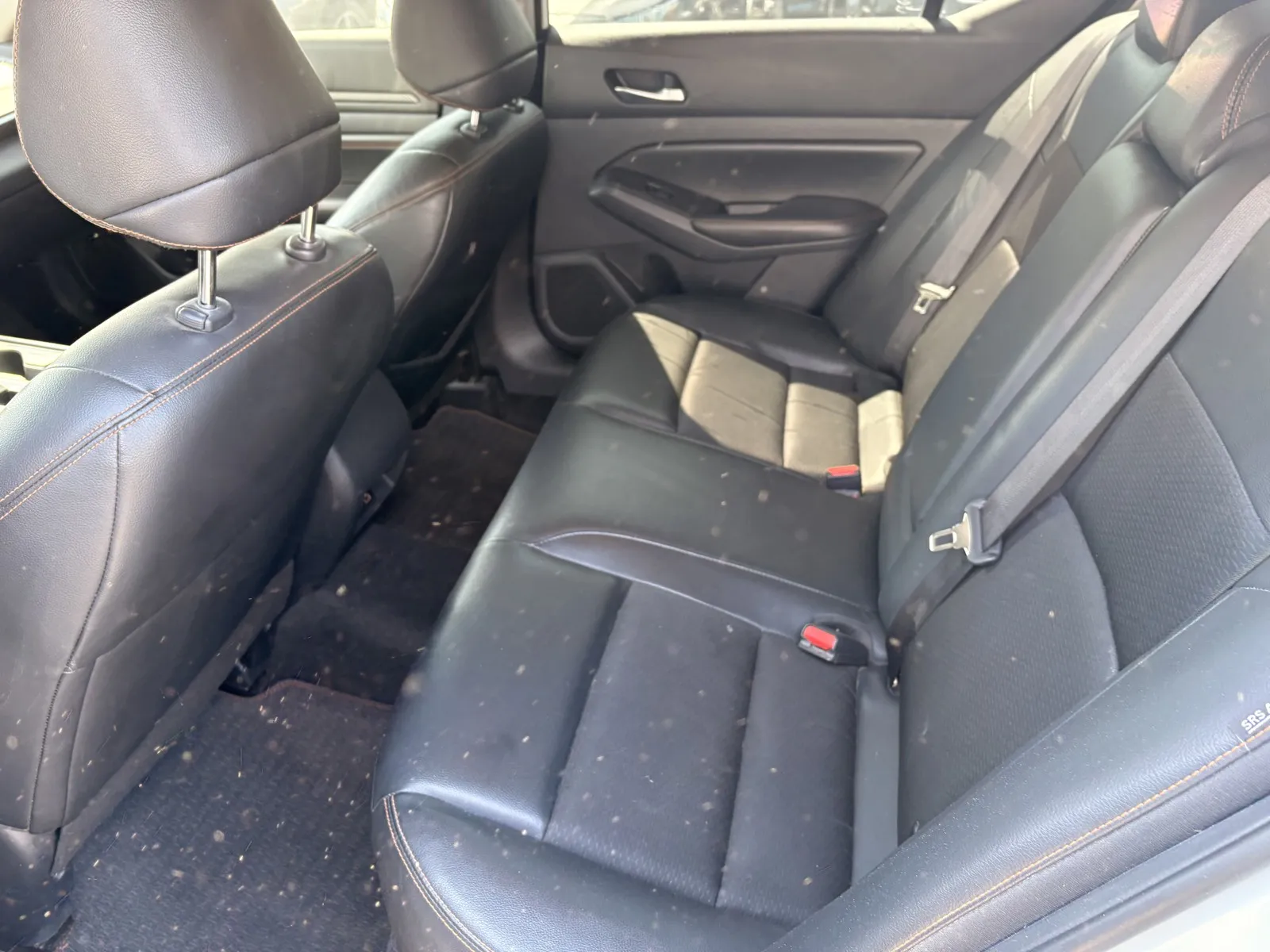 Nissan Altima photo 9