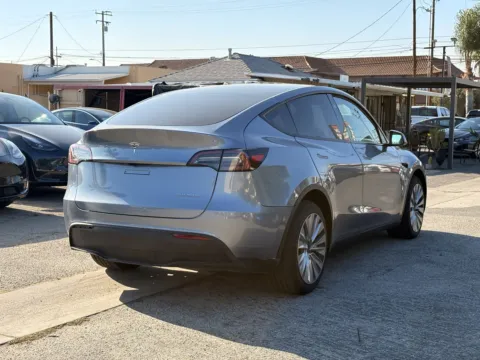 More photos of 2025 Tesla Model Y Long Range *at El Monte at Premium Autos - El Monte, CA
