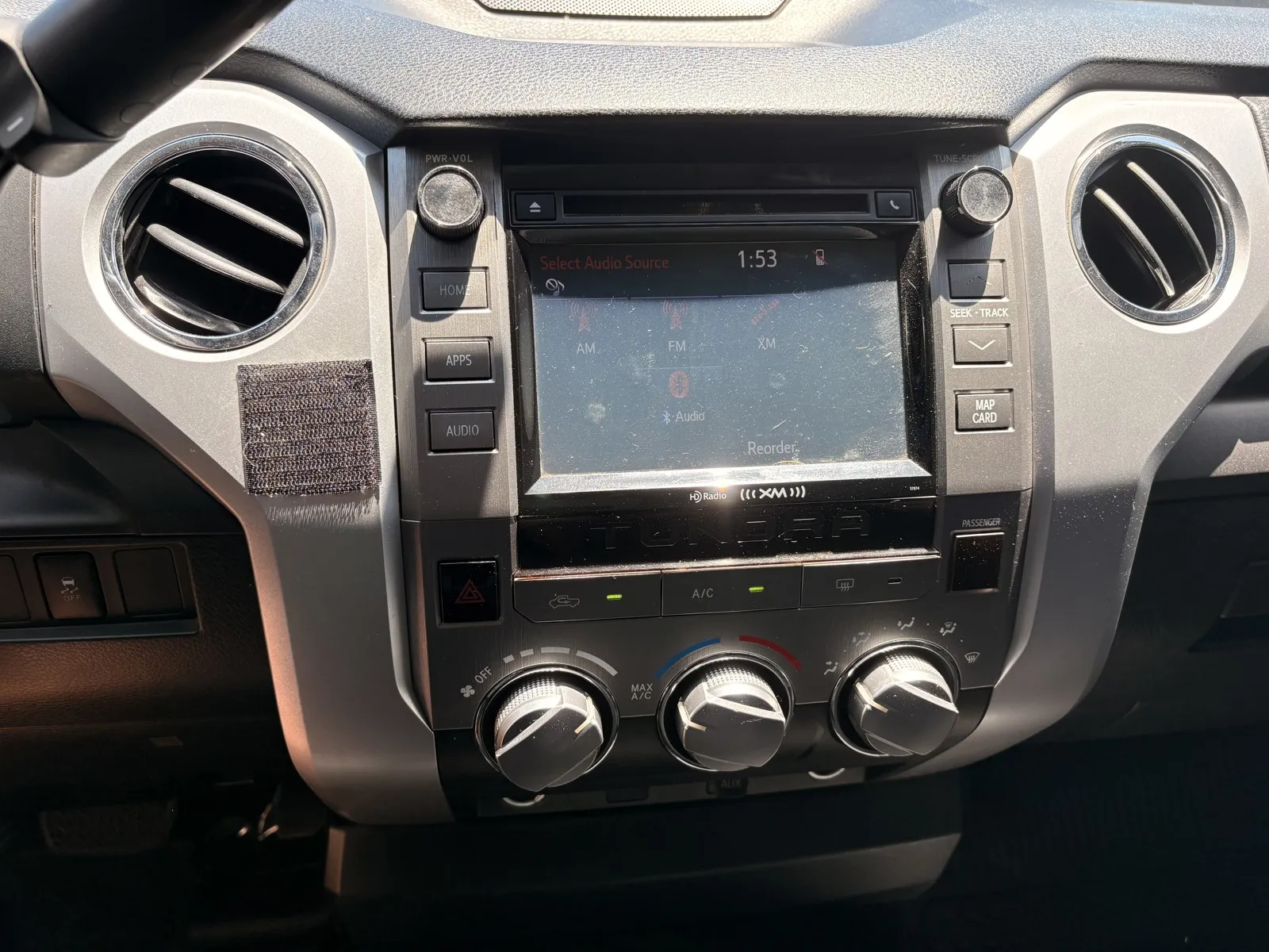 Toyota Tundra photo 14