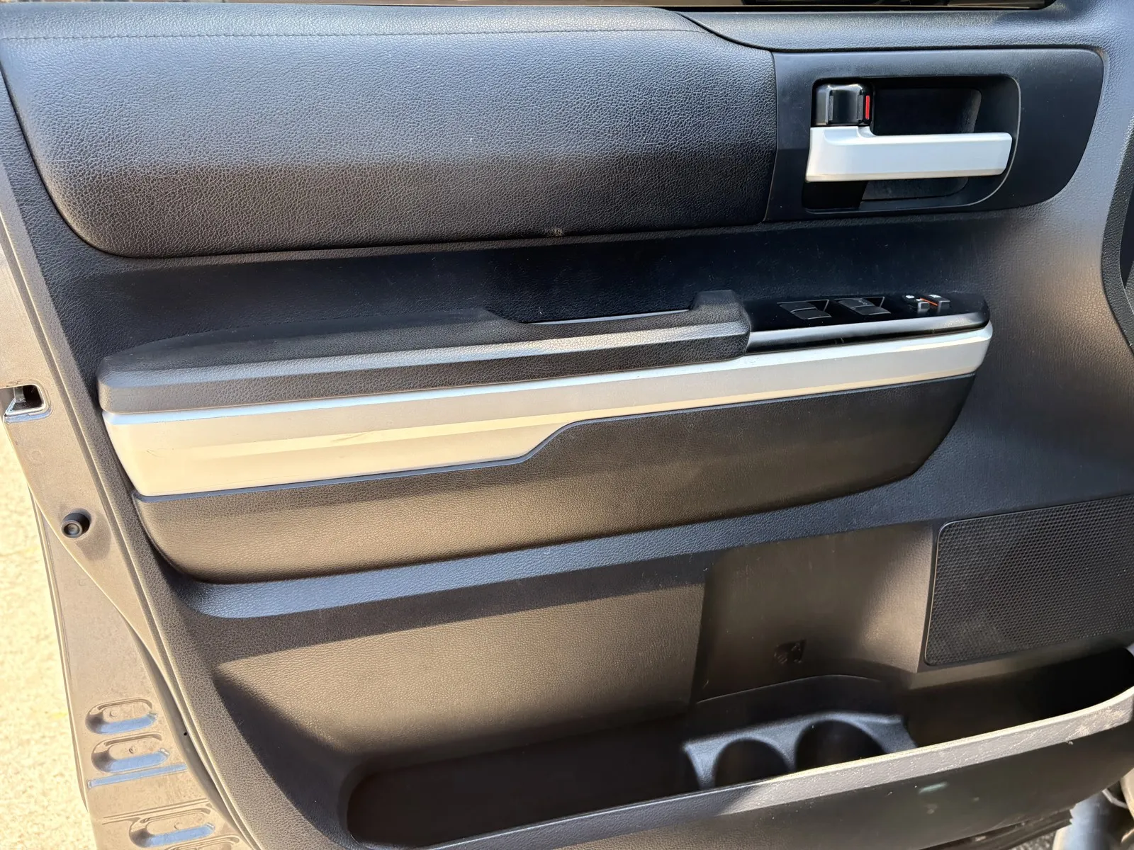 Toyota Tundra photo 12