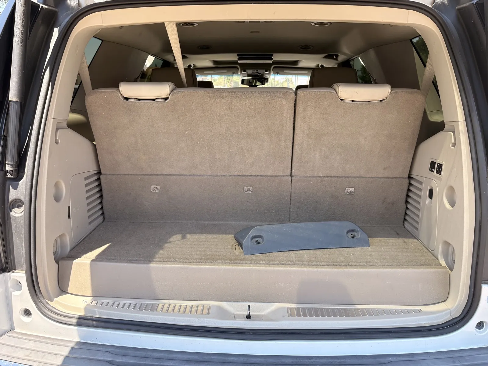 GMC Yukon photo 8