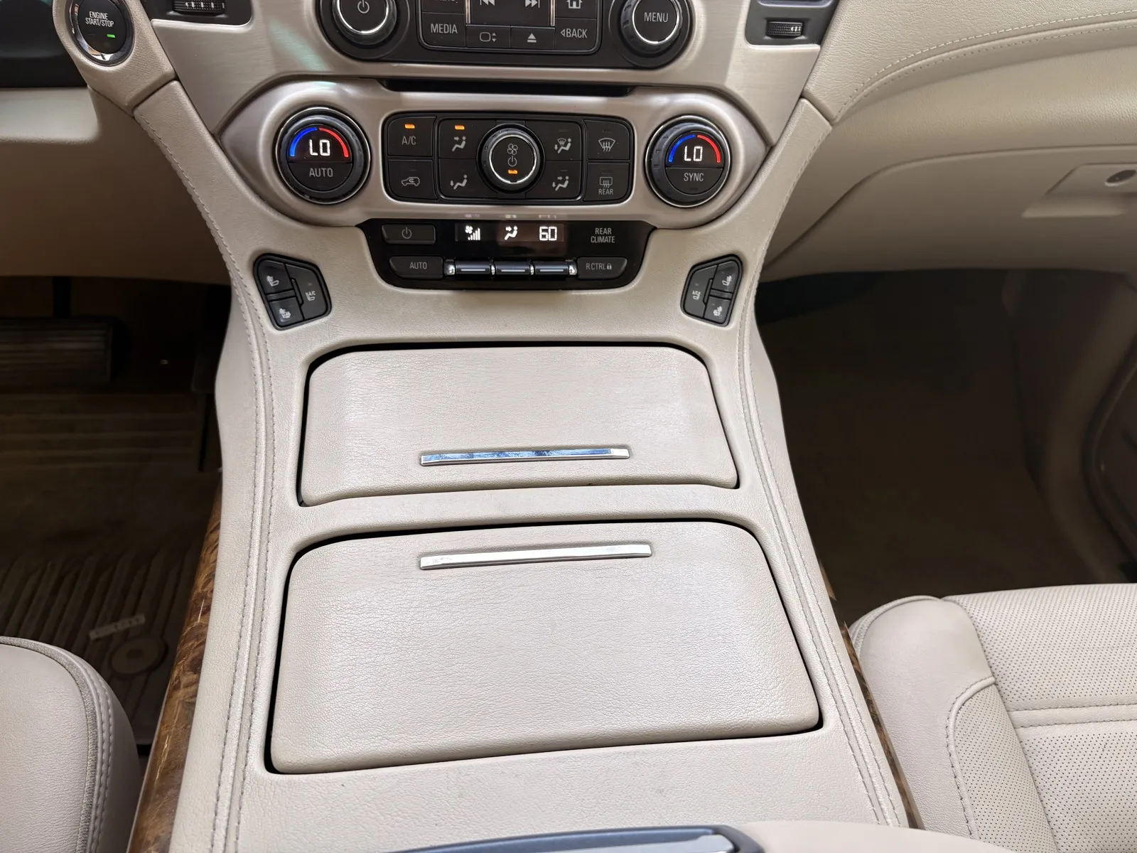 GMC Yukon photo 15