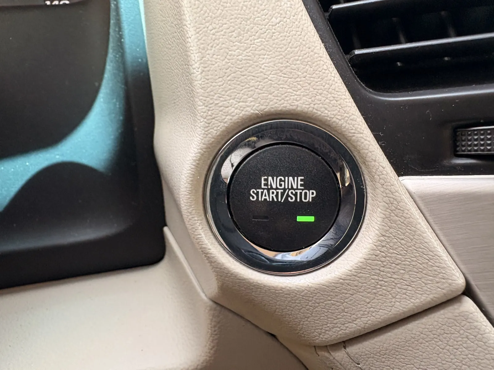 GMC Yukon photo 16