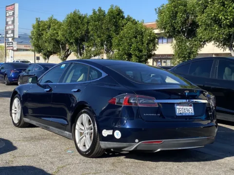 Photos of 2014 Tesla Model S P85 (Performance) for sale in South El Monte, CA at Premium Autos - El Monte