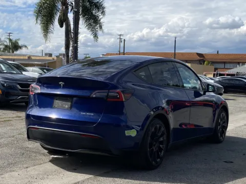 More photos of 2021 Tesla Model Y Long Range at Premium Autos - El Monte, CA