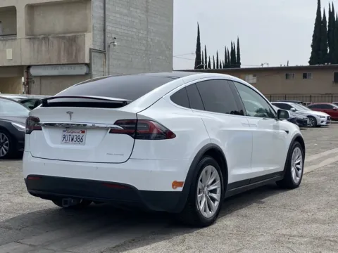 More photos of 2020 Tesla Model X Long Range Plus 7 Seater W/Tow Package at Premium Autos - El Monte, CA