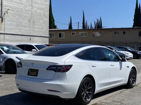 More photos of 2019 Tesla Model 3 Standard Range Plus at Premium Autos - El Monte, CA