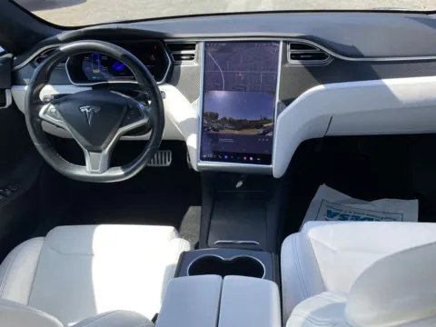 More photos of 2017 Tesla Model S P100D at Premium Autos - El Monte, CA
