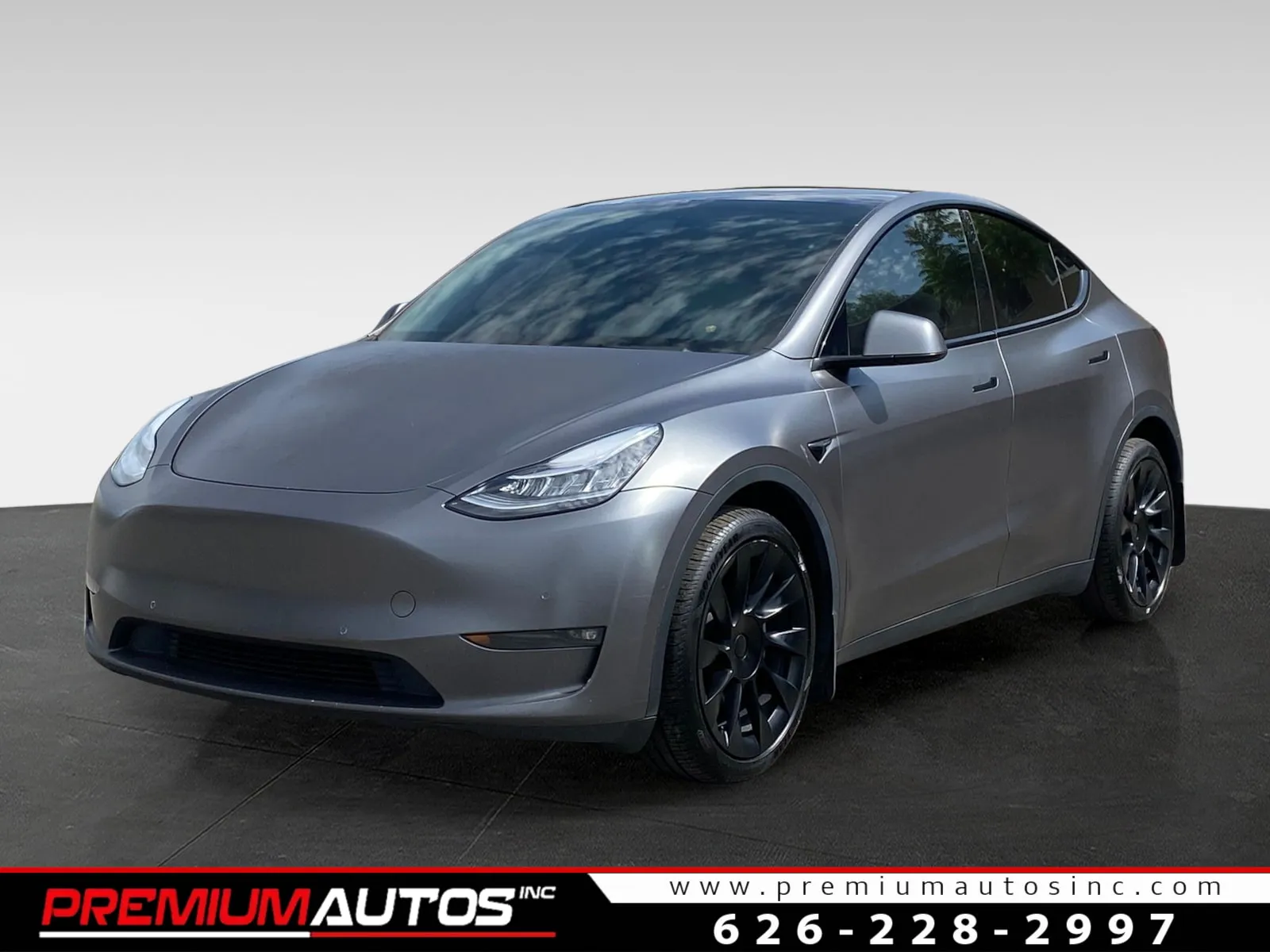 2021 Tesla Model Y Long Range Dual Motor All-Wheel Drive's photo