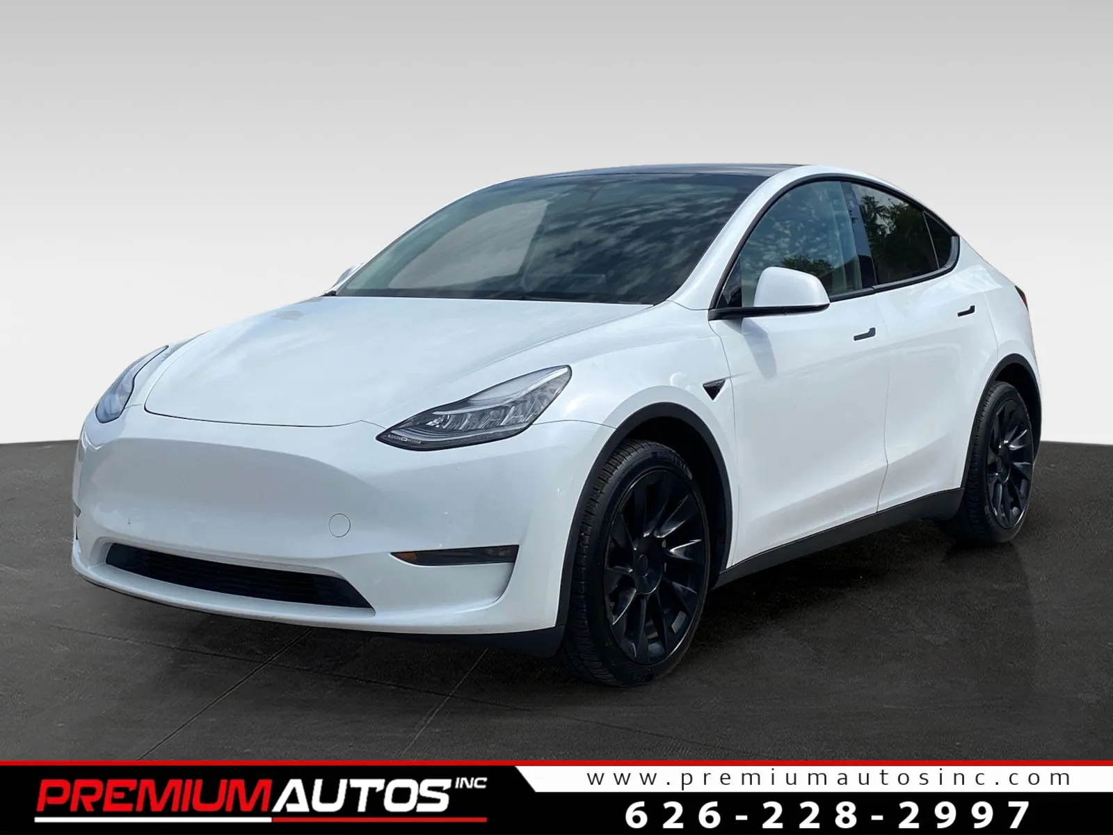 2023 Tesla Model Y Long Range Dual Motor All-Wheel Drive's photo